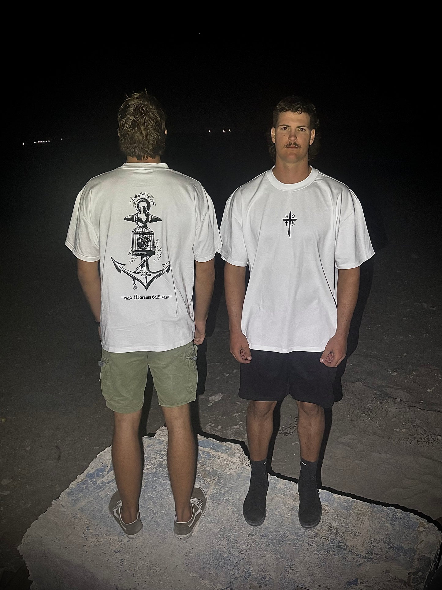 HEBREWS 6:19 - ANCHOR HEAVY TEE